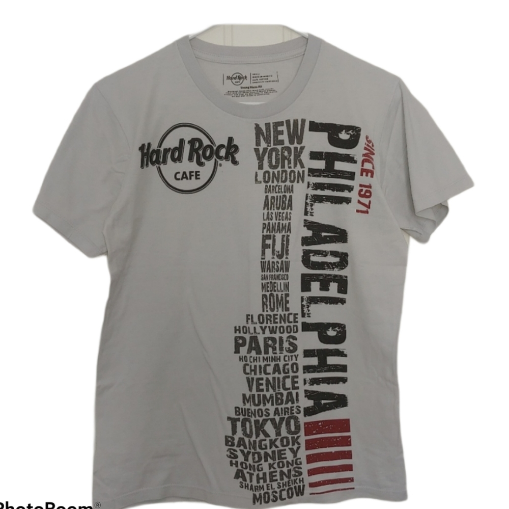 Young men's fit Philly Hard Rock Cafe t-shirt